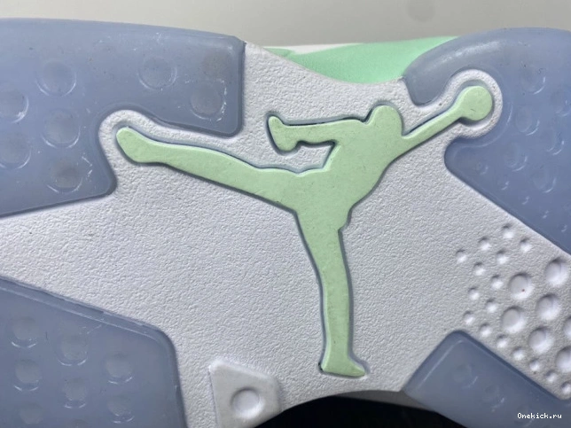 One Kick Air Jordan 6 DQ4914-103 Mint WMNS Foam 0714